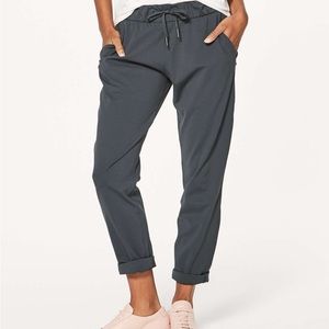 Lululemon On The Fly Pant 28”